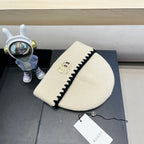 BEANIE HAT IN BEIGE WOOL 416415