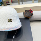 BUCKET HAT IN WHITE LAMB FUR 419468