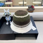 BUCKET HAT IN COLORFUL FLEECE 421131