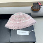 BUCKET HAT IN LIGHT PINK FLEECE 421274
