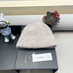 BEANIE HAT IN KHAKI BROWN WOOL 430084