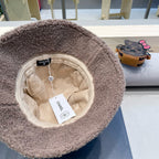 BUCKET HAT IN WHITE MIX MEDIUM BROWN LAMB WOOL 431622