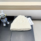 BEANIE HAT IN WHITE WOOL 431705