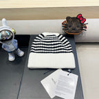 BEANIE HAT IN WHITE MIX BLACK CASHMERE 436733