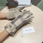 GLOVES IN COLORFUL WOOL 463808