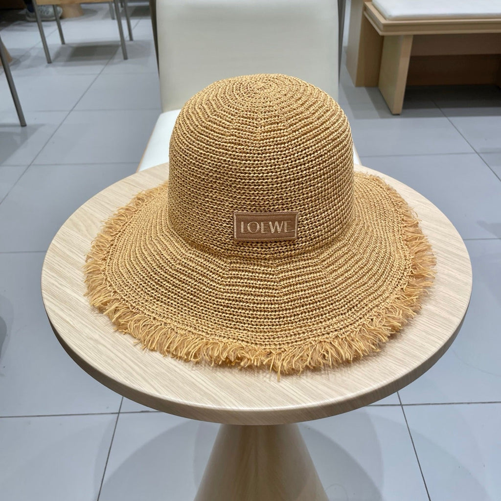 LOE BUKET HAT MODEL 652938 IN NATURAL RAFFIA STRAW