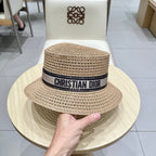 BUCKET HAT IN DARK BEIGE RAFFIA