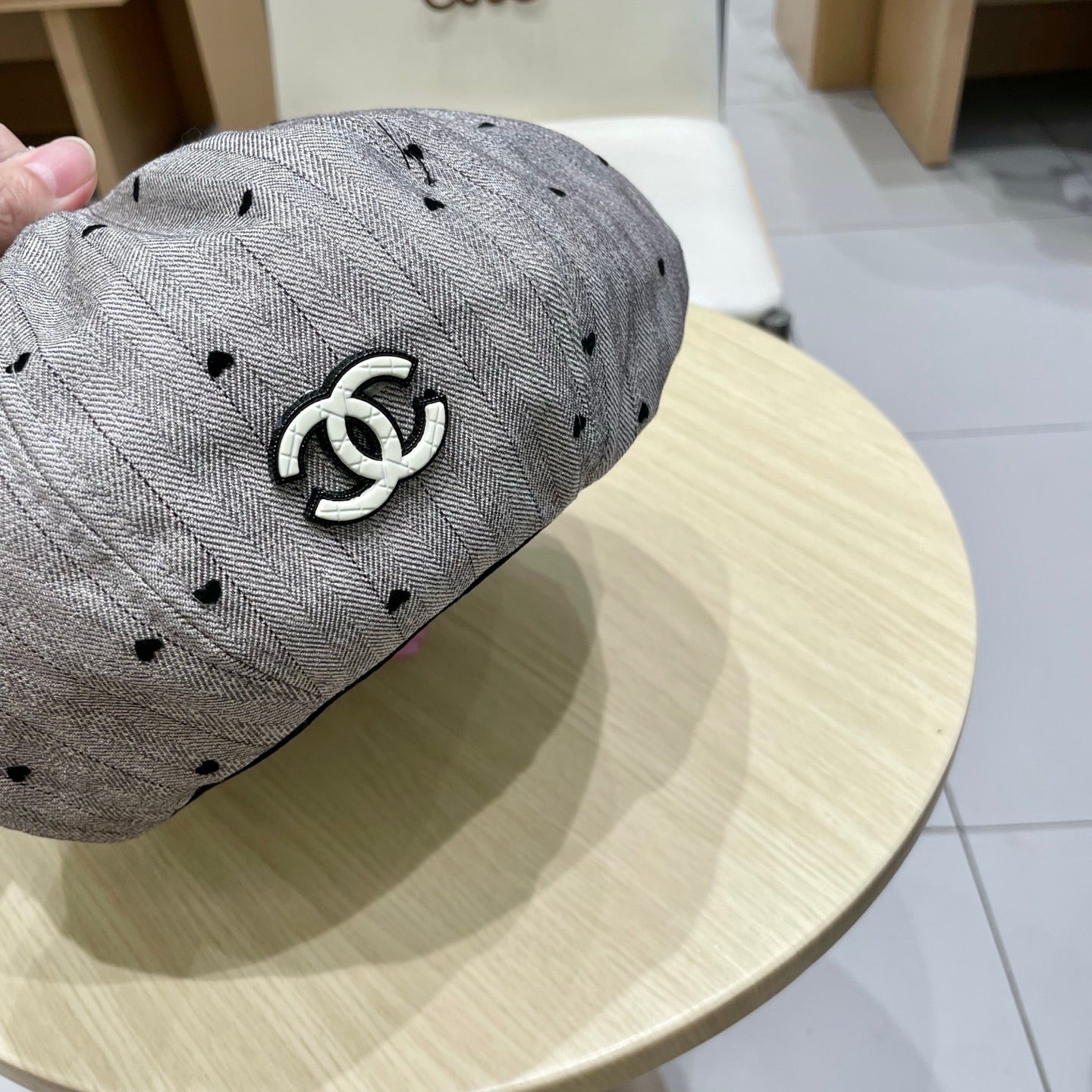 BERET HAT POLKA DOT MO GRAY 672671