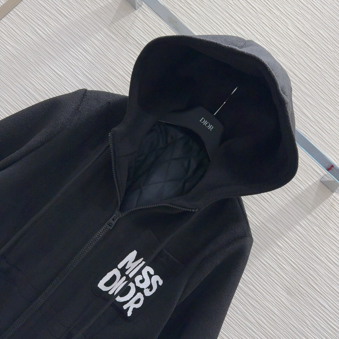 DIOR 25S COAT STYLE 300