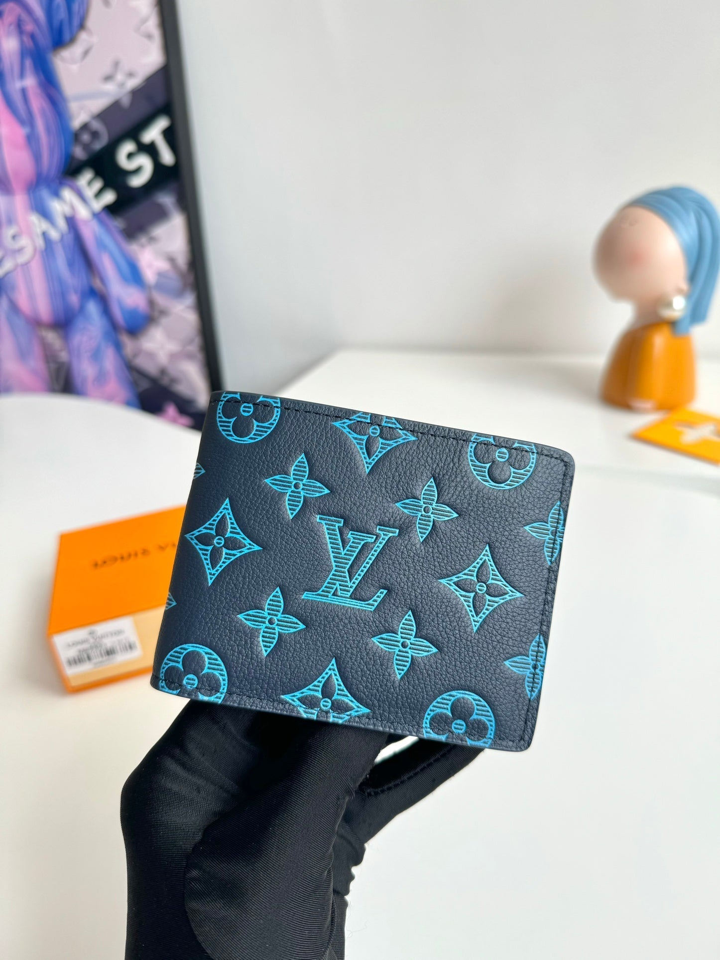 LV M82323 Multiple Wallet Navy Blue Monogram Cowhide Leather 221265