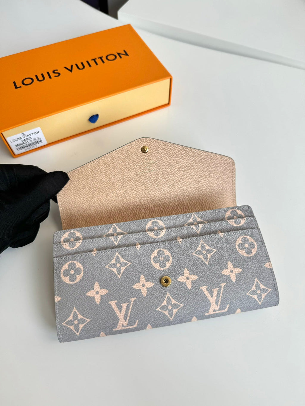 LV Sarah Wallet Trianon Gray Monogram Canvas GHW 221281
