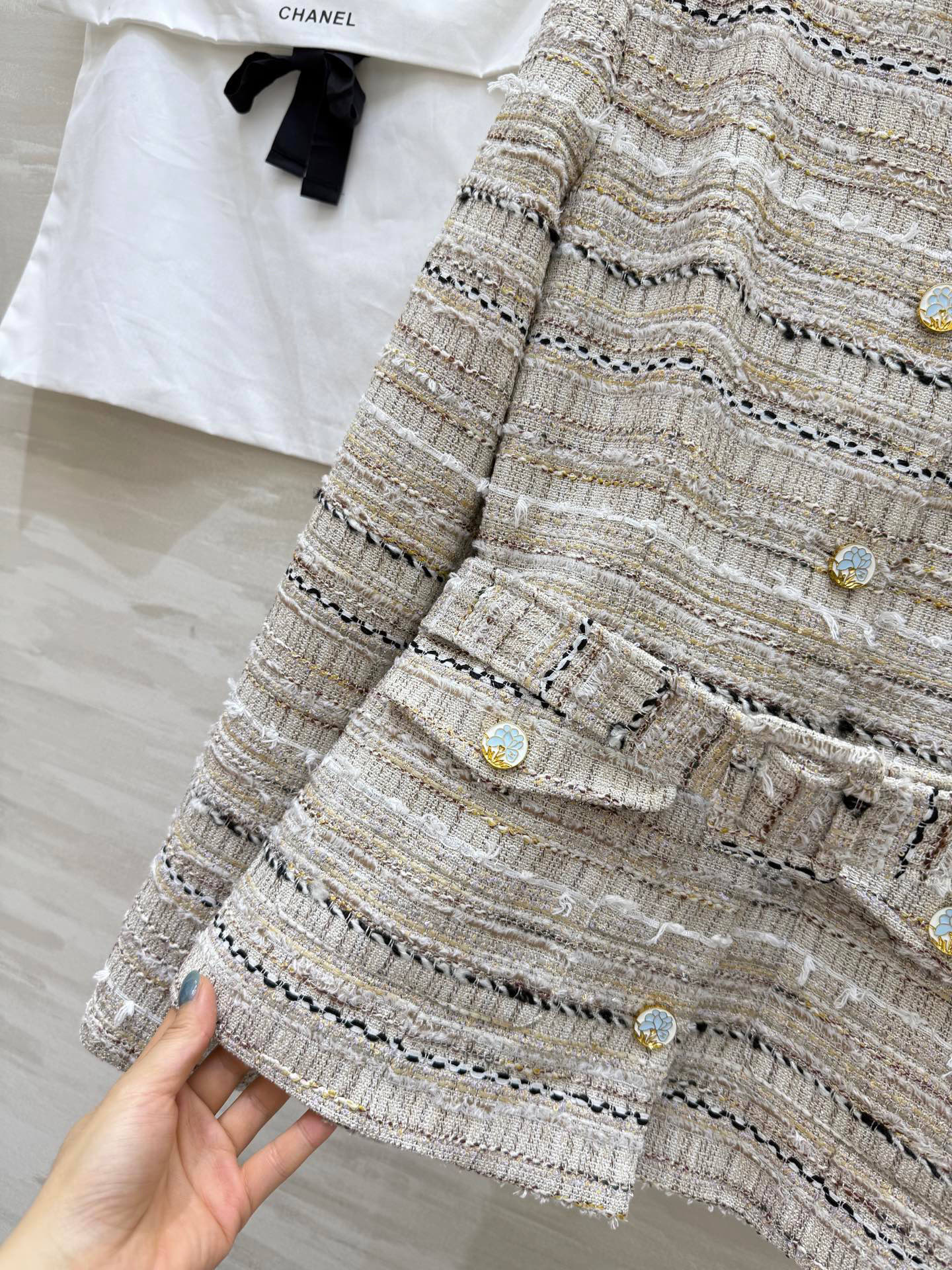 CHANEL 25S TWEED WOOL JACKET 263