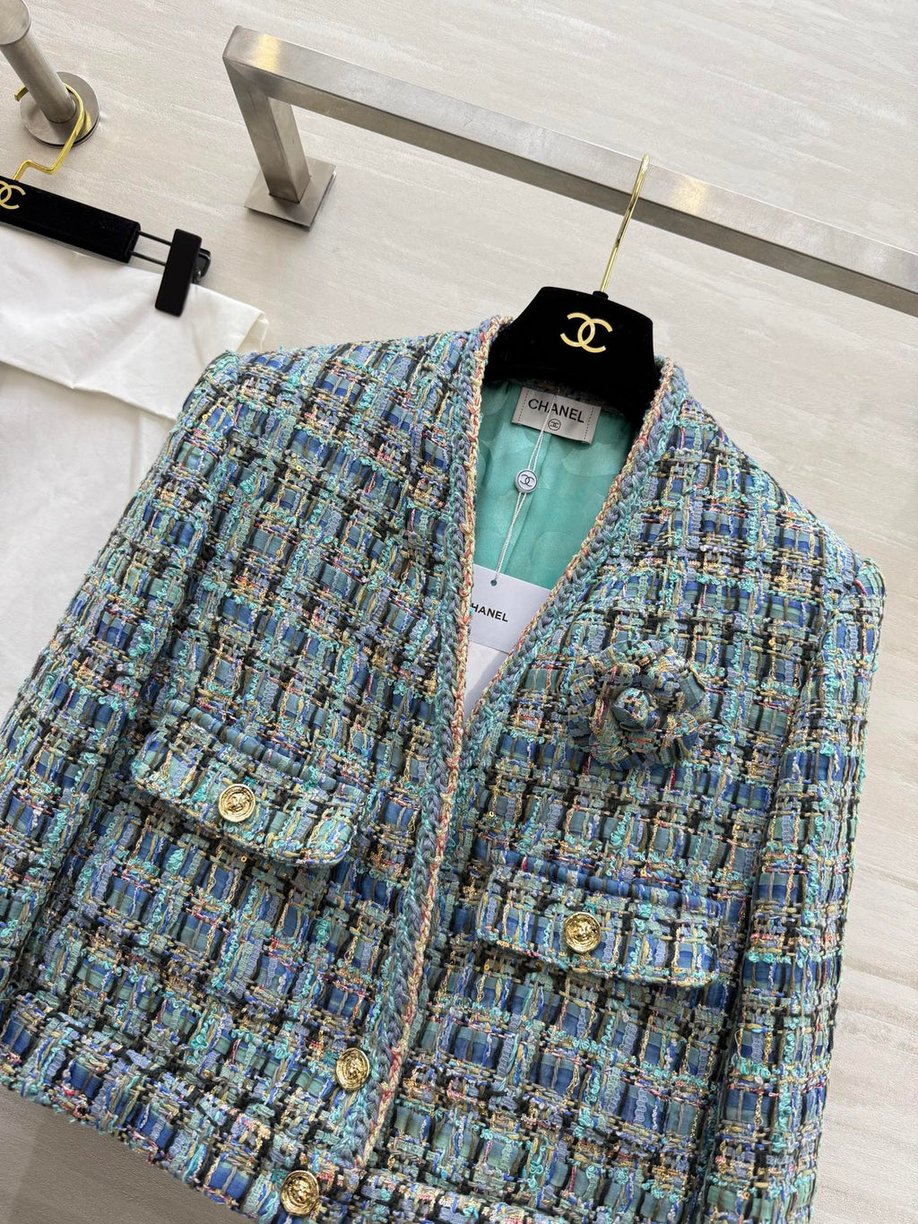 CHANEL 25S V-NECK TWEED KNIT CARDIGAN 354