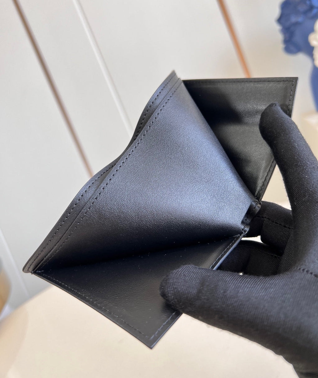 MULTIPLE WALLET 10CM BLACK CALFSKIN