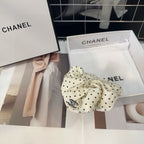 WHITE DOT FABRIC SCRUNCHIE 418927