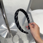 BLACK MIX WHITE FABRIC HAIRBAND 425530