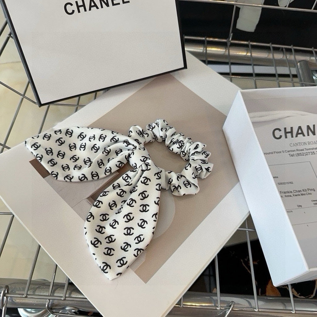 BLACK MIX WHITE MONOGRAM SILK SCRUNCHIES 432896