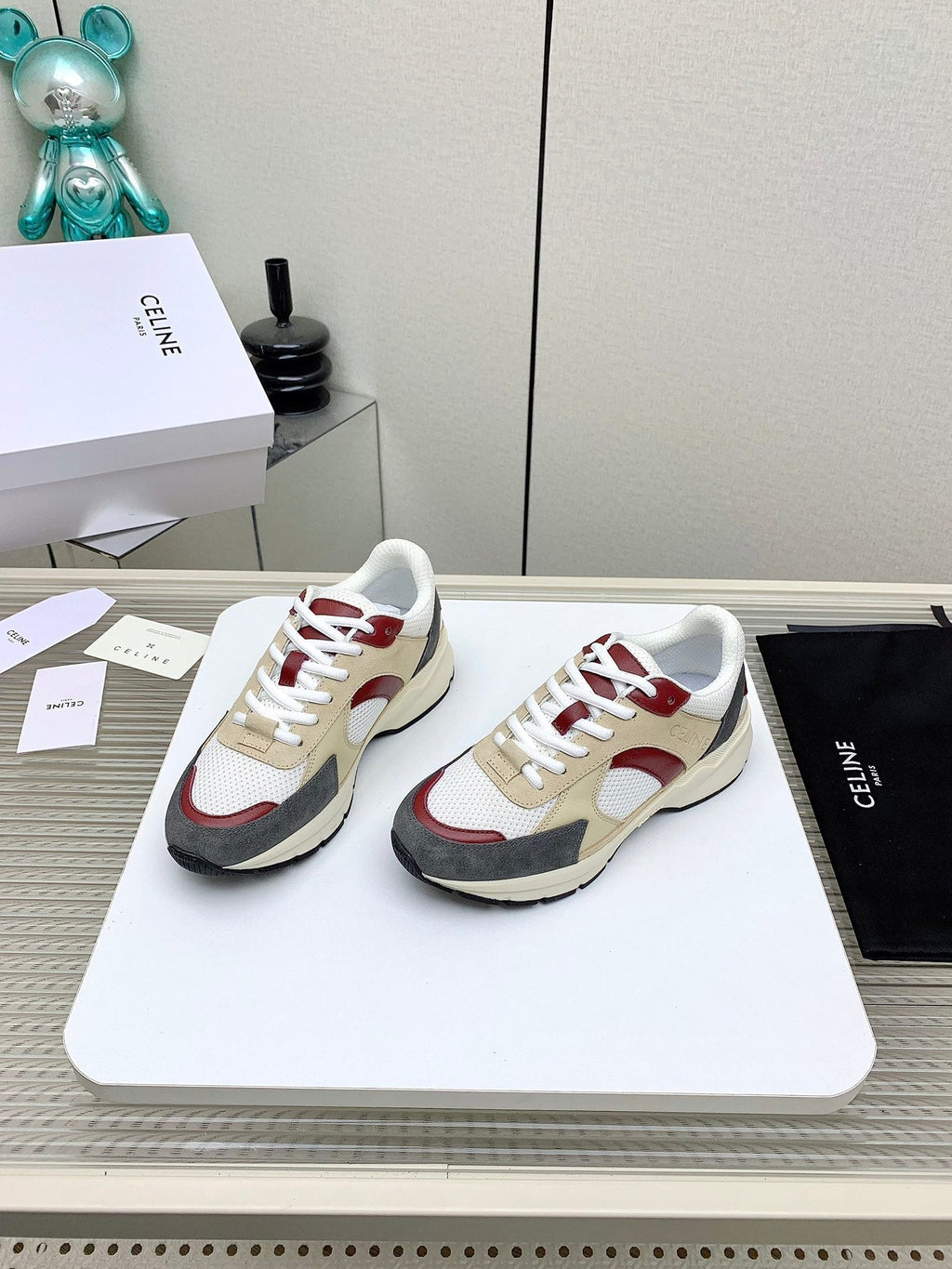 RUNNER CR-03 LOW LACE-UP IN WHITE MESH AND BEIGE CALFSKIN