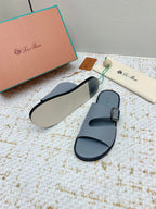 SANDALS IN GREY CALFSKIN
