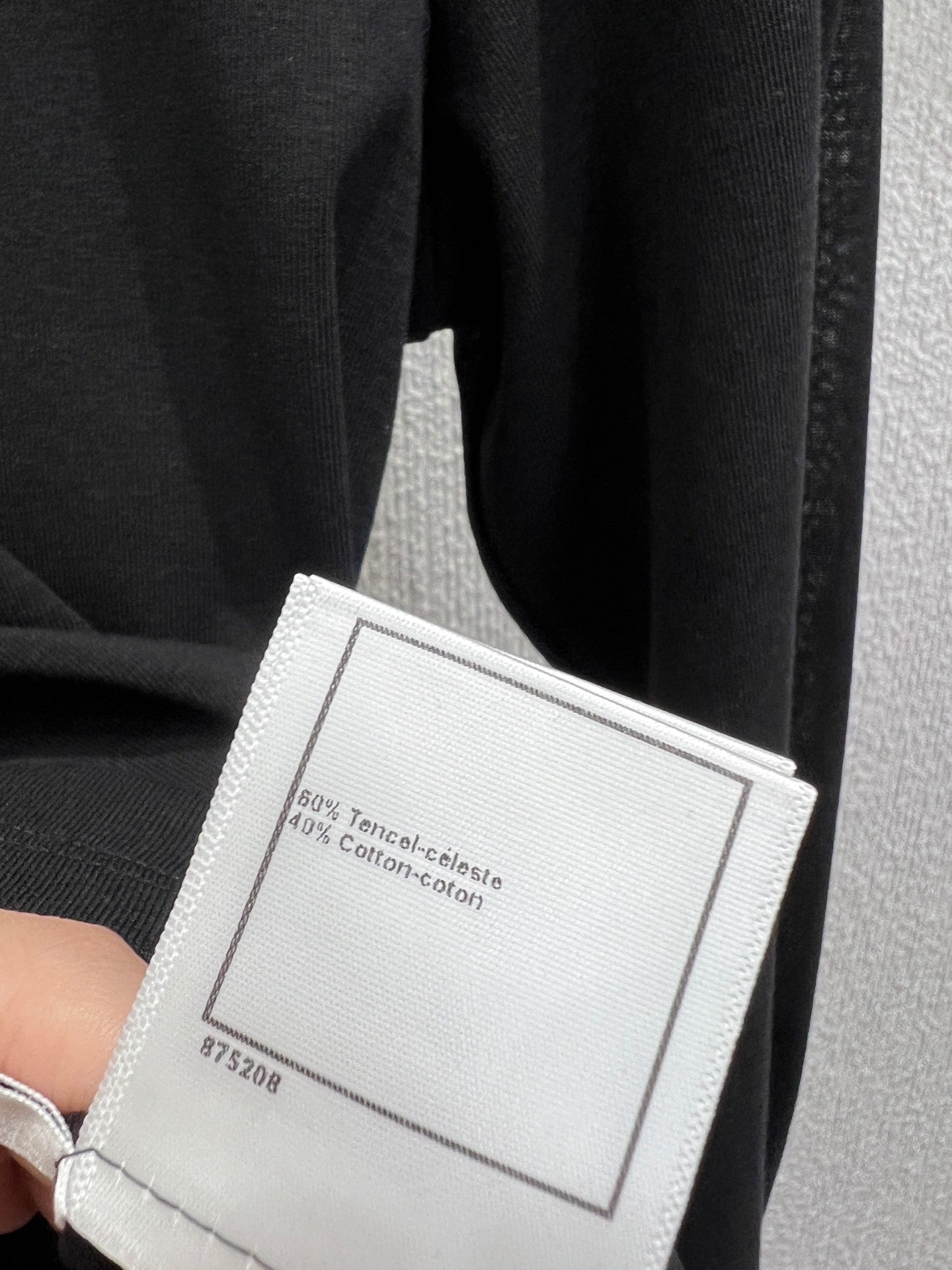 CHANEL 25S LONG-SLEEVE T-SHIRT STYLE 123