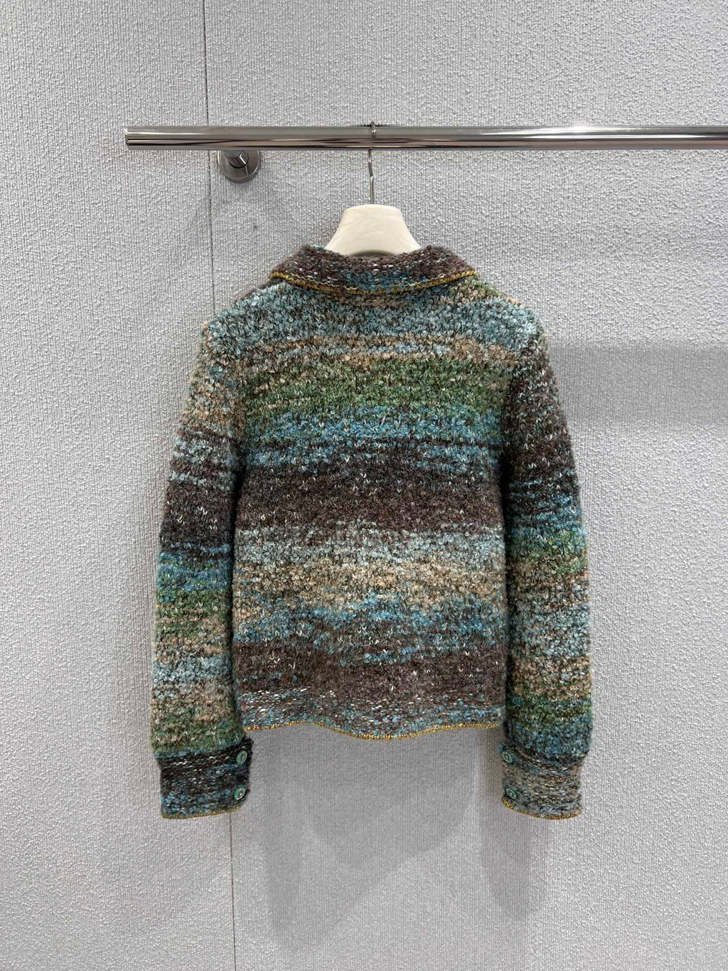 CHANEL 25S KNITTED CARDIGAN 232721
