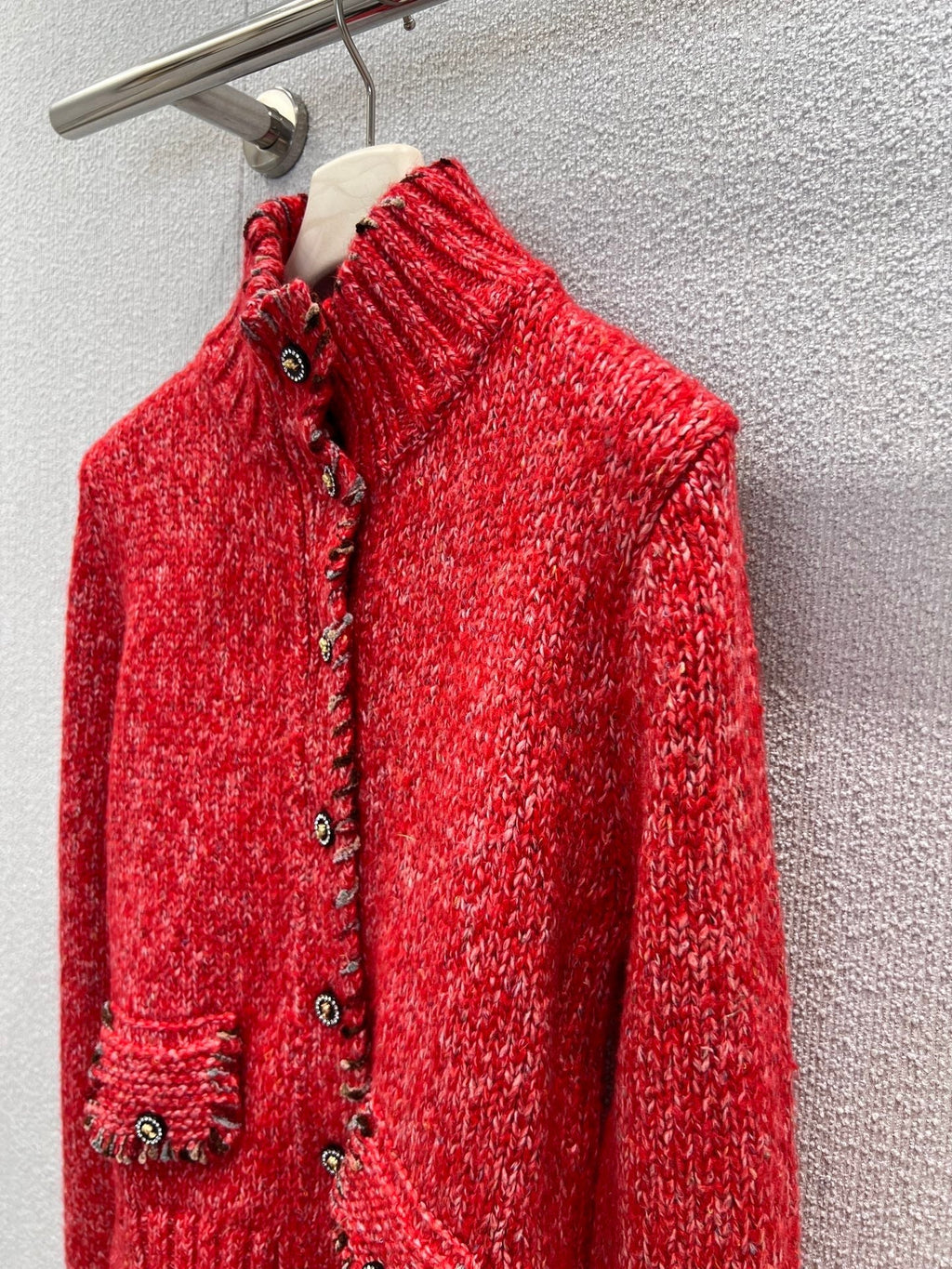 CHANEL 25S KNITTED CARDIGAN 233200