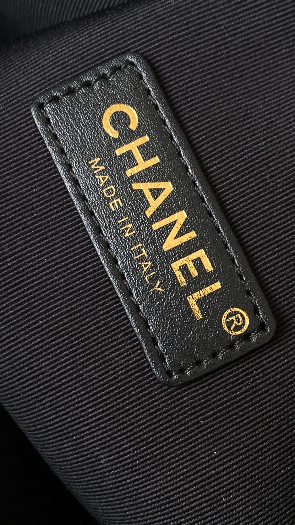 CC 2025 Multi-Pockets Camera Case Bag Black Calfskin