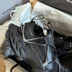 HIKE SNEAKER IN BLACK MESH, POLYURETHANE AND POLYESTER