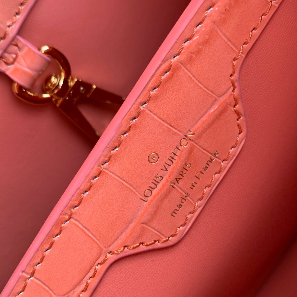 CAPUCINES BB 27 PINK ORANGE TAURILLON GOLD HARDWARE