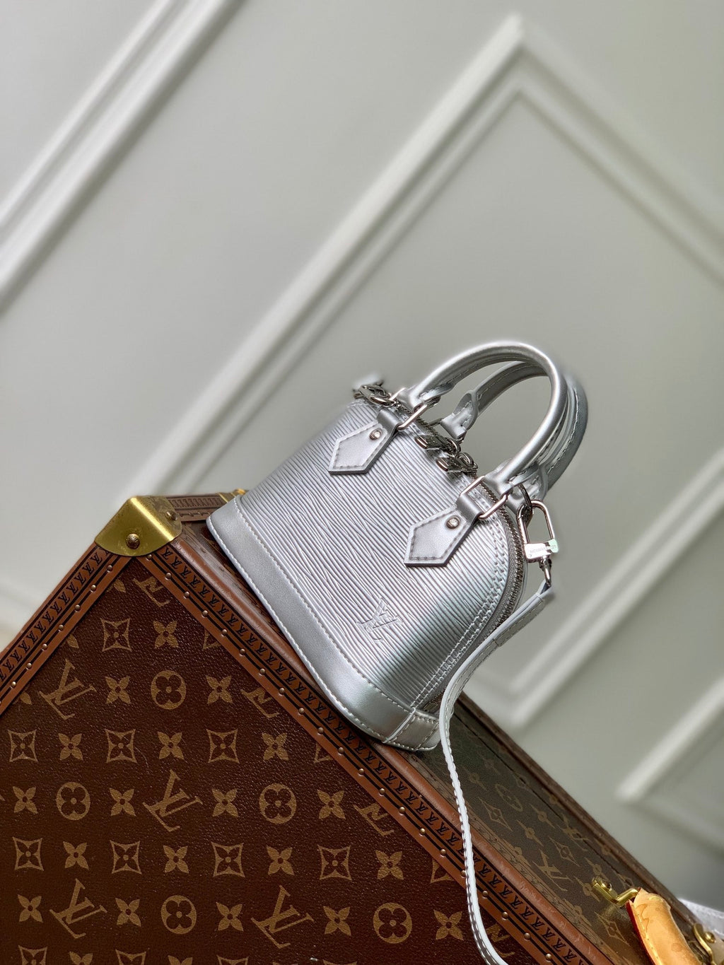 Lv Nano Alma 18 Silver Epi Leather