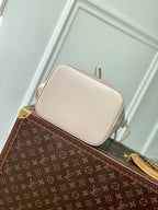 NOÉ BB 20 IN QUARTZ WHITE EPI LEATHER
