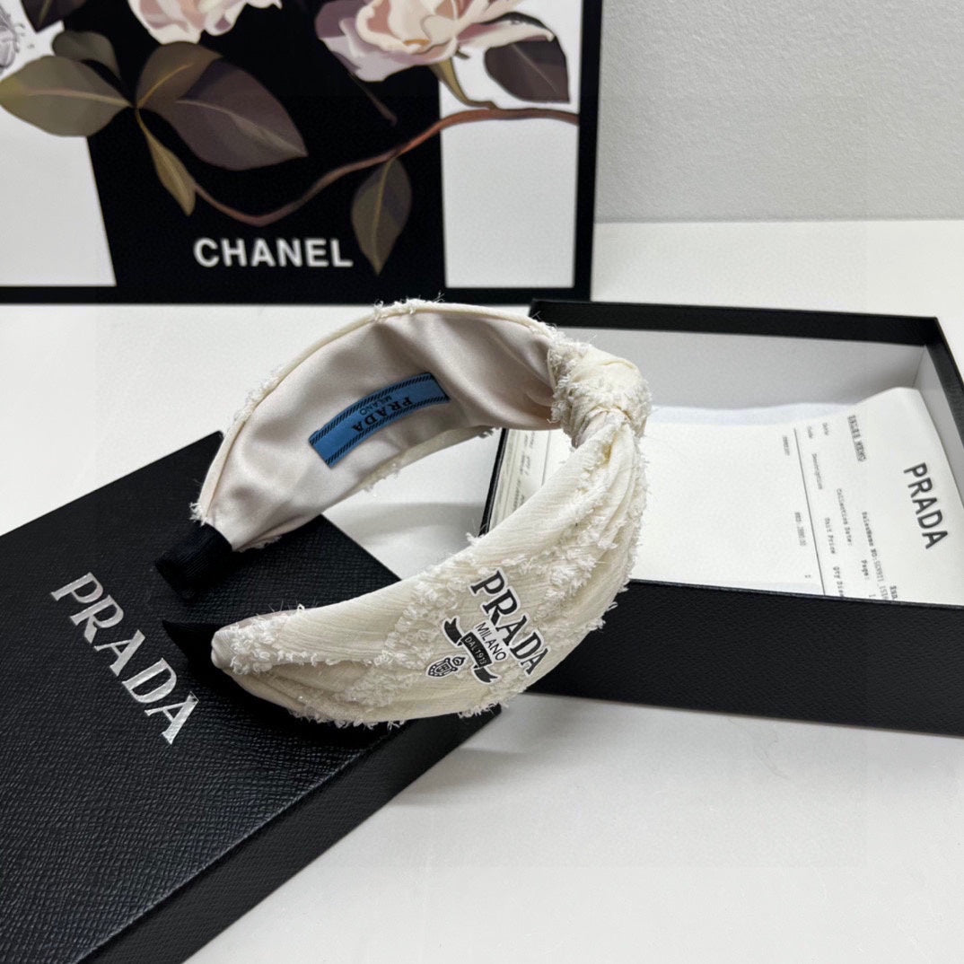 HAIRBAND IN IVORY WHITE FABRIC 381469