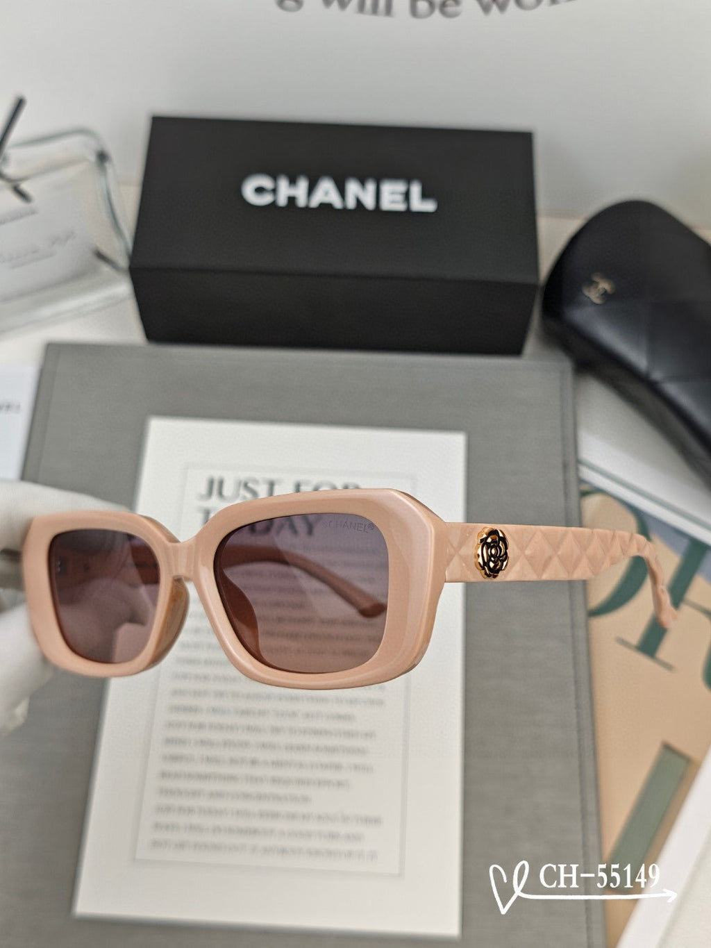 RECTANGULAR SUNGLASSES 55149 IN ACETATE