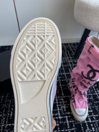HIGH BOOTS IN HOT PINK CANVAS