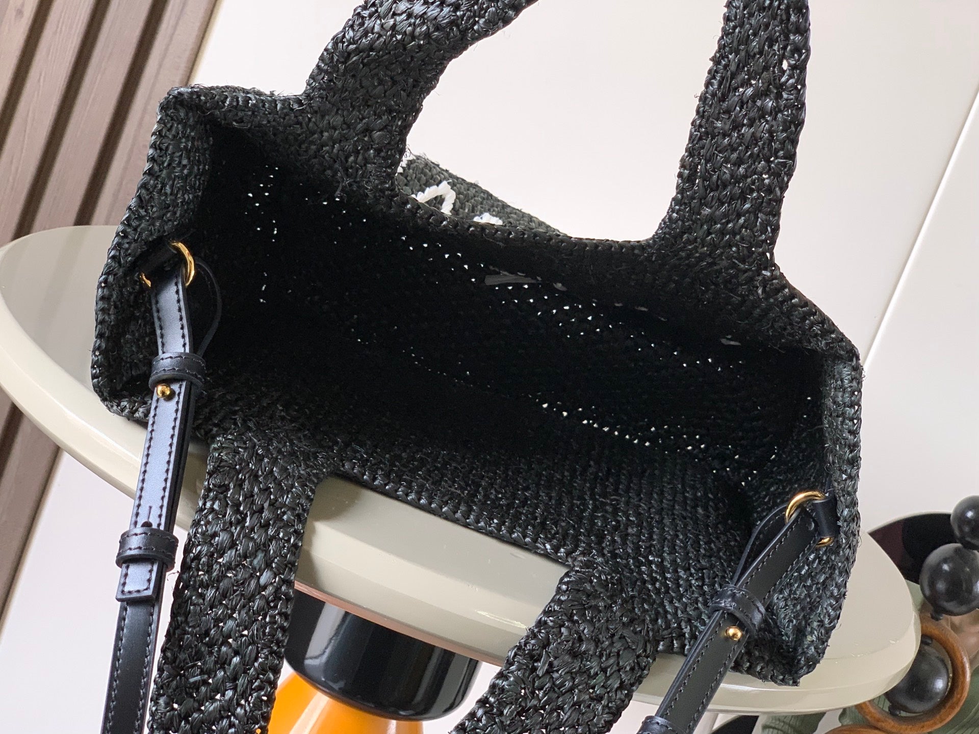 LOEWE 25S WE FONT TOTE BAG 24 IN BLACK RAFFIA FIBER