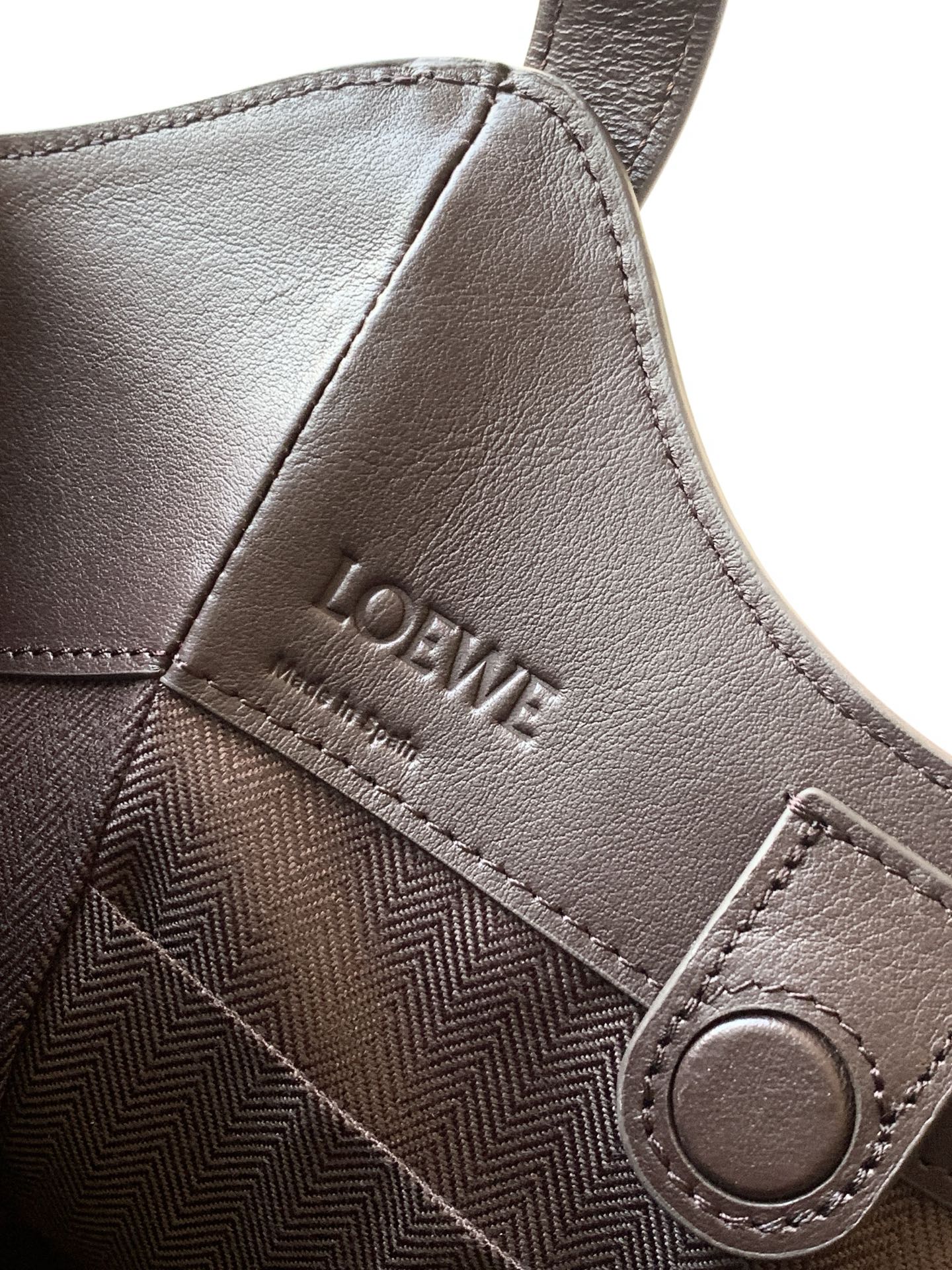 Loewe Hammock Bag 15 cm Chocolate Calfskin