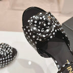 Double C New Camellia High Heel Black/White Caro