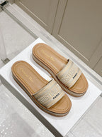 DWAY WEDGE SLIDES 45MM IN BEIGE FABRIC RAFFIA SOLE