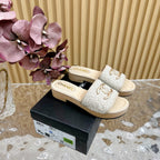 PLATFORM SLIPPERS IN LIGHT GREY TWEED AND LAMBSKIN