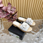 PLATFORM SLIPPERS WITH FLOWER IN WHITE LAMBSKIN