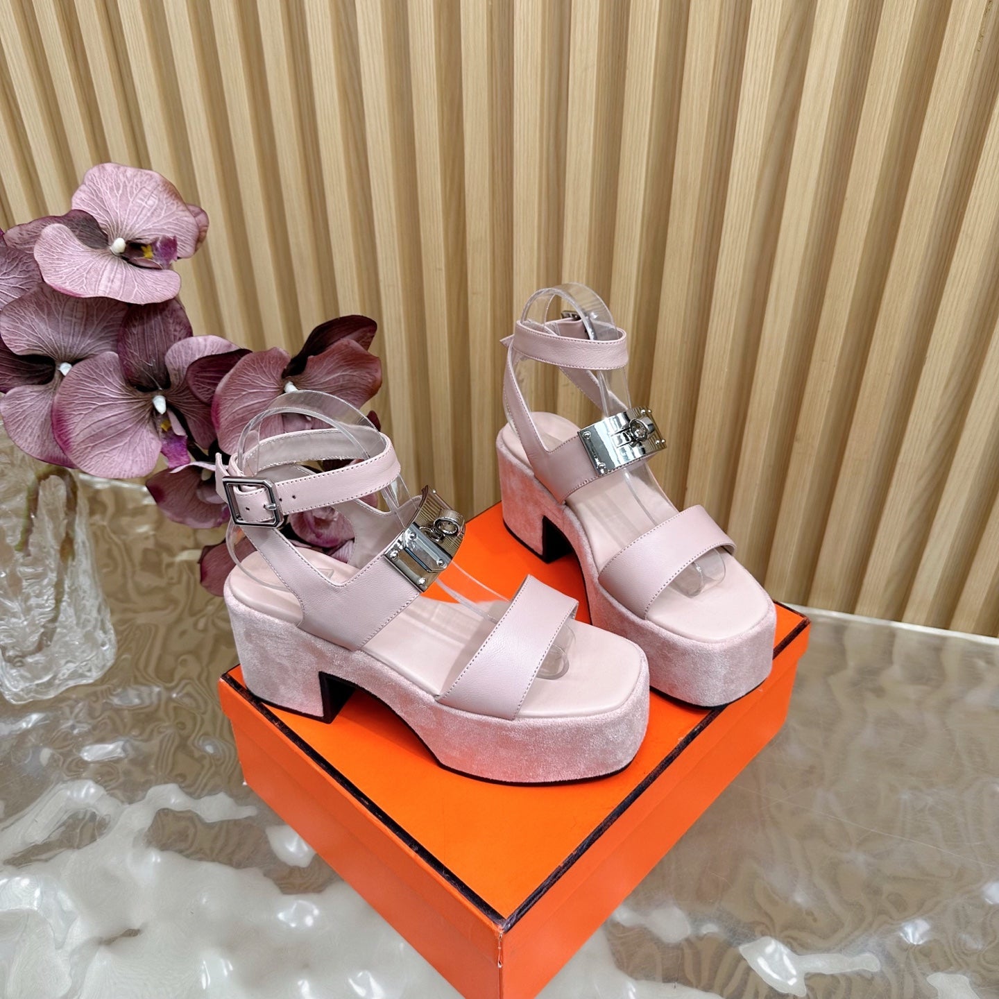 HM 25S CLASSIC WEDGE SANDALS 70 MM IN LIGHT PINK LAMBSKIN WITH SILVER HARDWARE