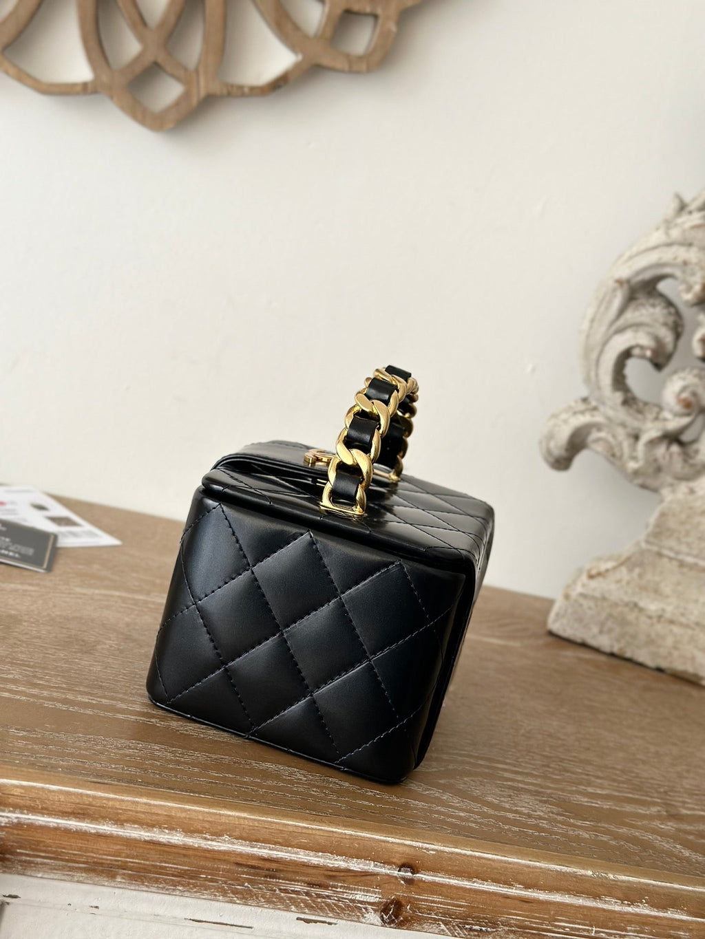MINI  COSMETIC BAG 11 IN BLACK SHINY CALFSKIN GOLD HARDWARE