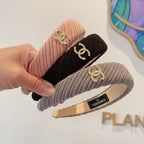 KHAKI BROWN FABRIC HAIRBAND WITH GOLD LOGO 414435