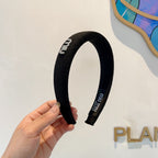 THICK HAIR BAND IN BLACK RAW FABRIC 423578