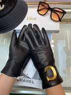 GLOVES WITH METAL HARDWARE IN BLACK LAMBSKIN 218820