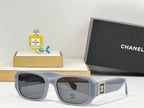 RECTANGULAR SUNGLASSES CH4366 IN ACETATE EMBOSSED CRYSTAL