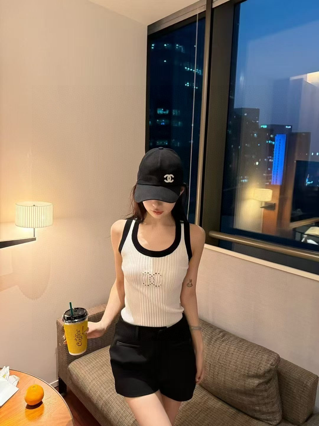 TANK TOP 643225 IN BLACK AND WHITE COTTON RIBBED KNIT