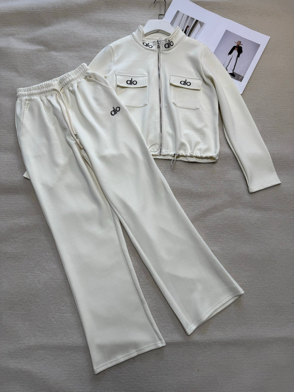 ALO SPORTSWEAR SET STYLE 37