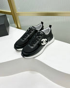 SNEAKER IN BLACK SUEDE WITH WHITE LOGO
