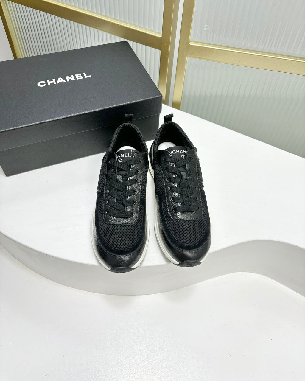 SNEAKER IN BLACK SUEDE